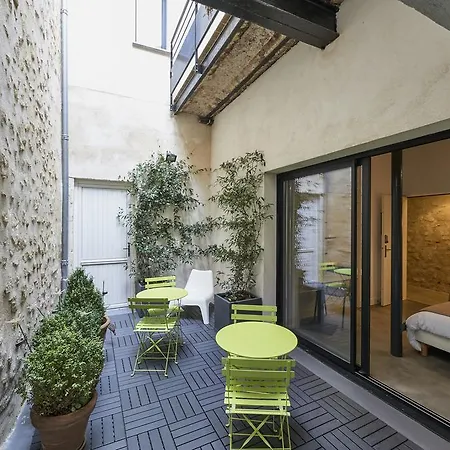 Amicalement Hotel